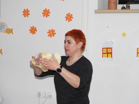 V prostorih Knjižnice in čitalnice Razkrižje je potekalo predavanje v okviru projekta SuhDan 11